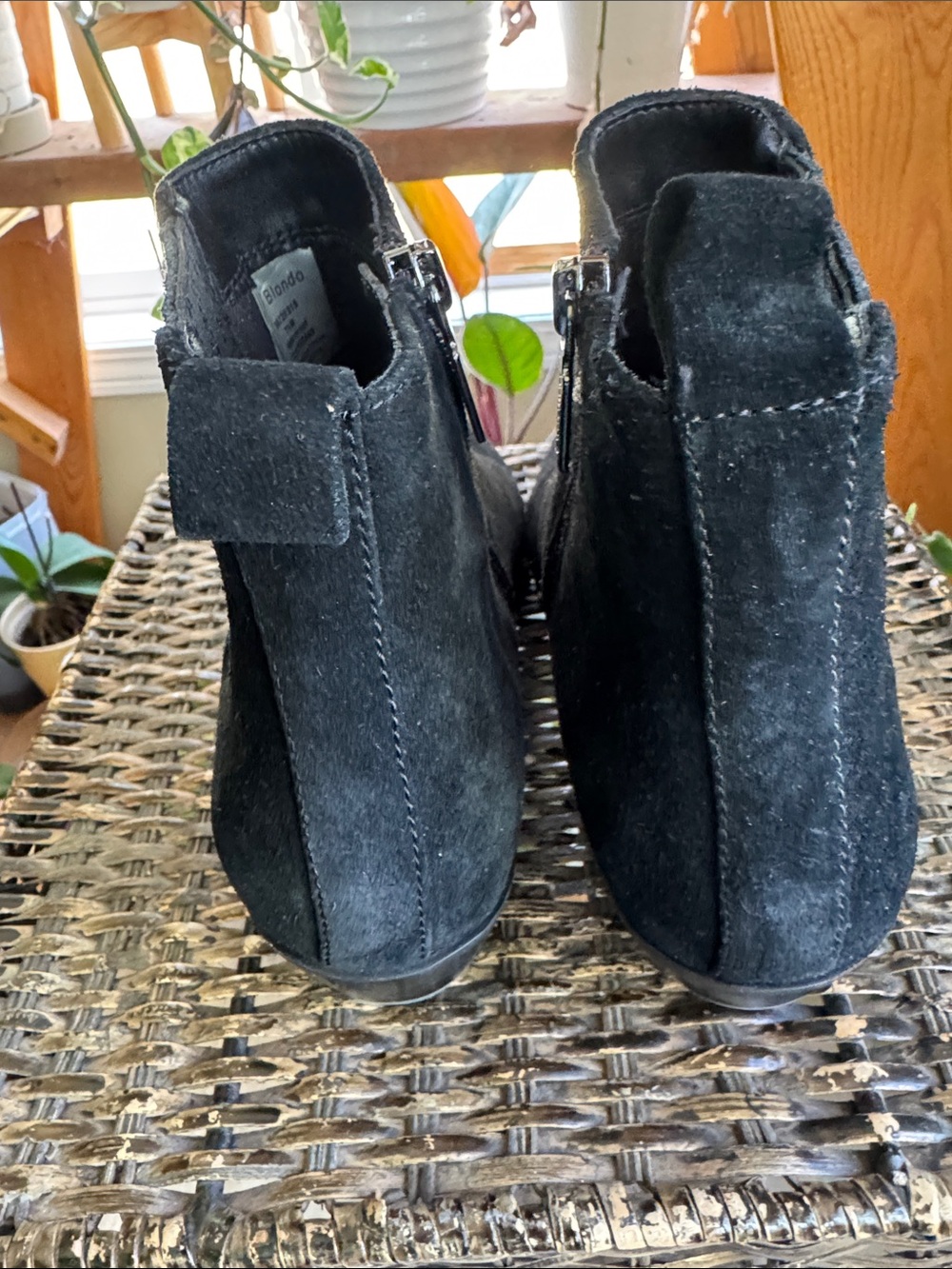 BLONDO Sydney Waterproof Black Leather Suede Ankle Boot Women’s Size 7.5 - Picture 6 of 10